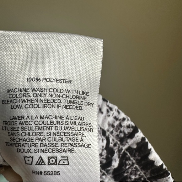 Express Snakeskin Print Pants Size Small - Picture 7 of 7